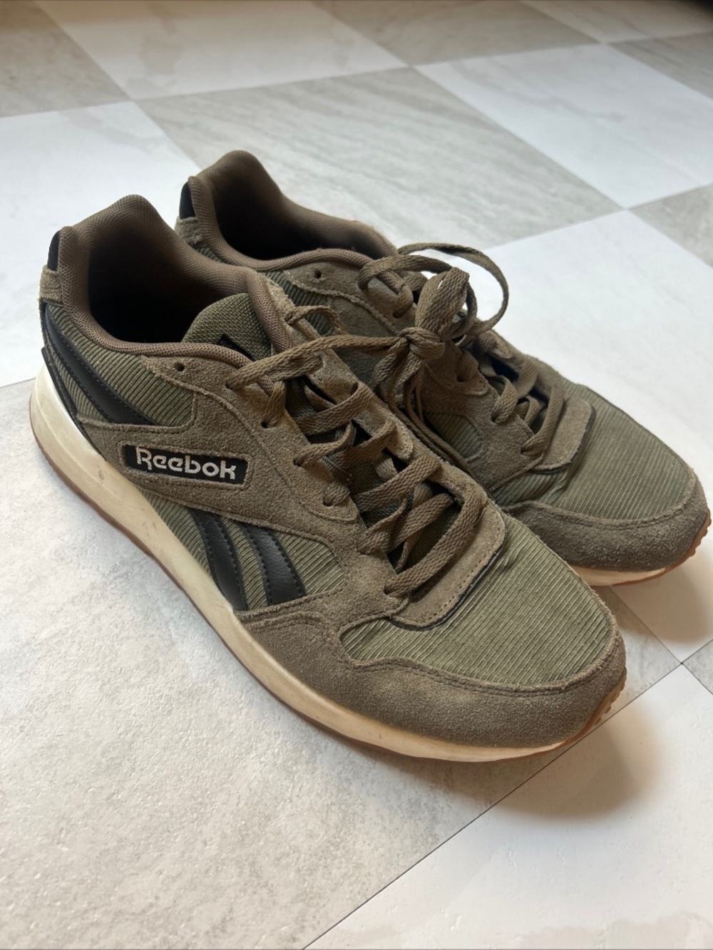 Men’s Reebok Sneakers Shoes GL1000 Armor Green Black Size 10.5